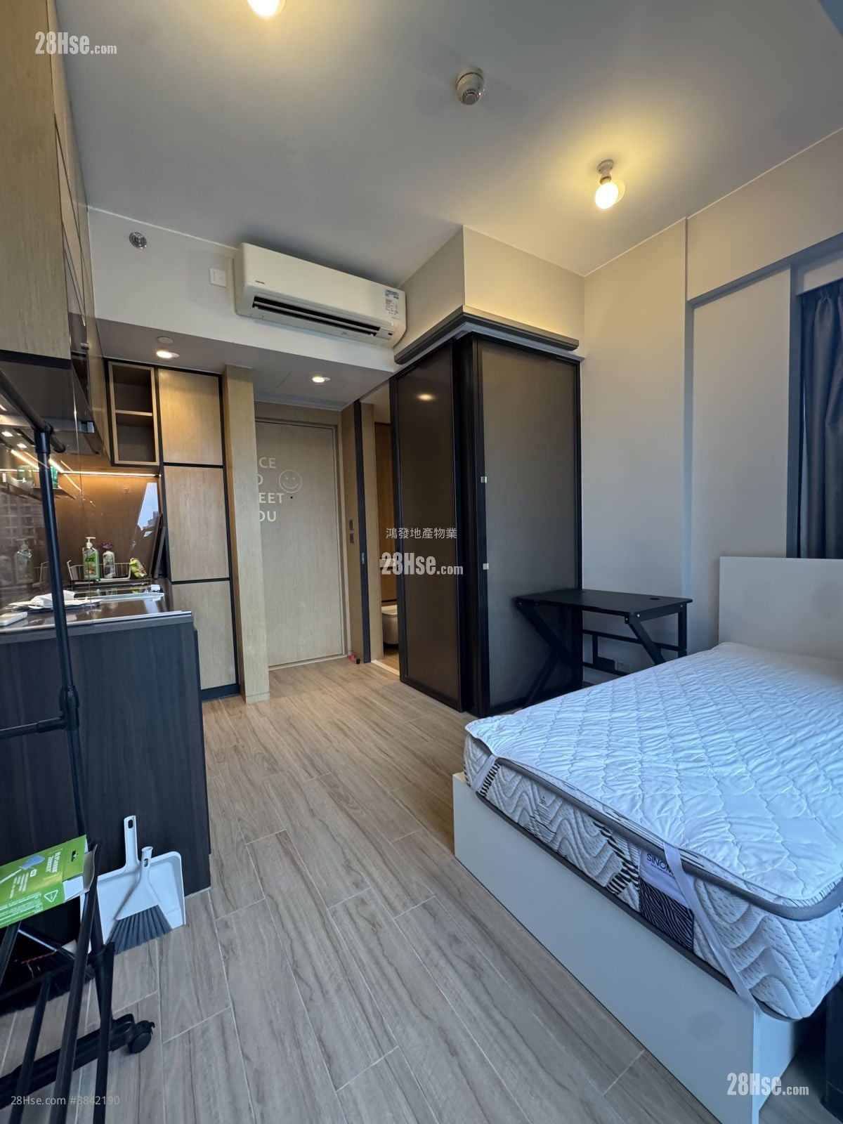 Cetus Square Mile Rental Studio , 1 Bathroom 193 ft²