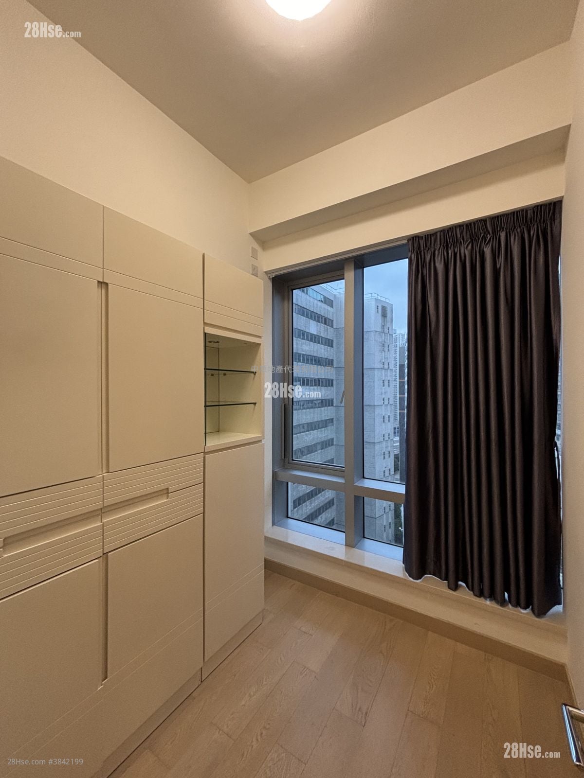 Island Residence Rental 2 Bedrooms , 1 Bathroom 543 ft²