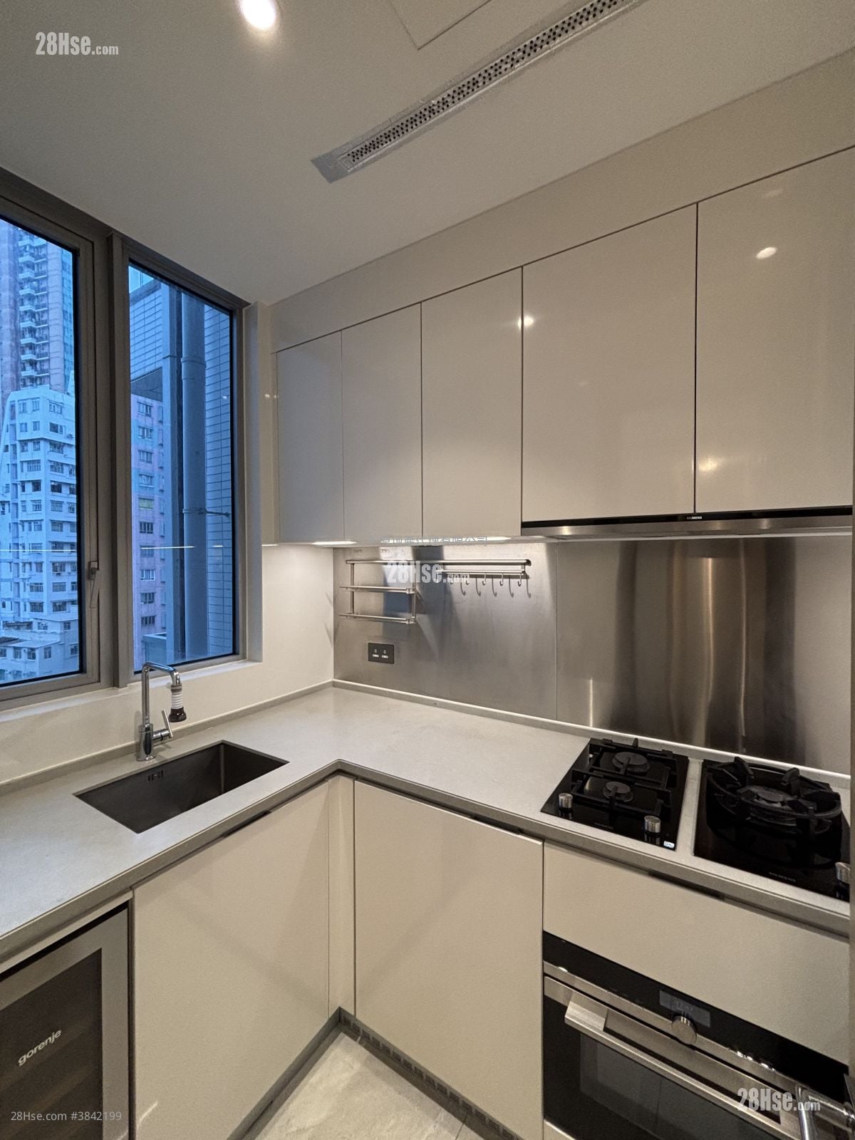 Island Residence Rental 2 Bedrooms , 1 Bathroom 543 ft²