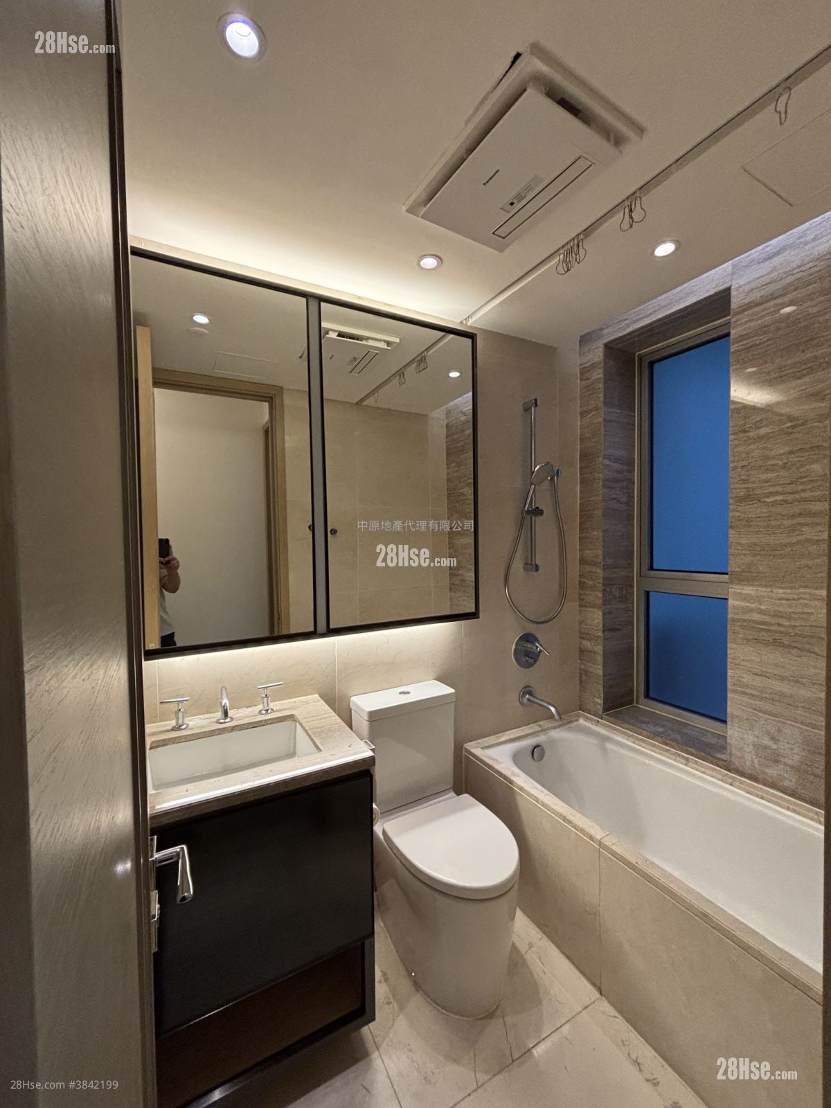 Island Residence Rental 2 Bedrooms , 1 Bathroom 543 ft²