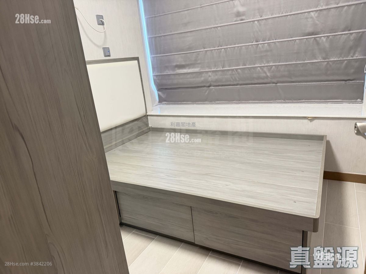 Kingswood Villas Rental 3 Bedrooms , 1 Bathroom 551 ft²