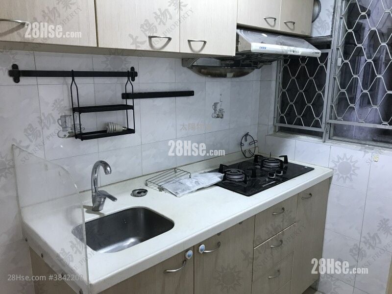 Whampoa Garden Sell 2 Bedrooms 389 ft²