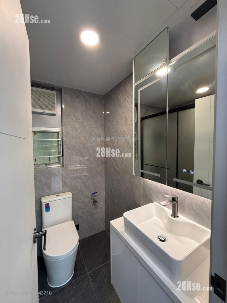 Allway Garden Sell 3 Bedrooms , 1 Bathroom 536 ft²