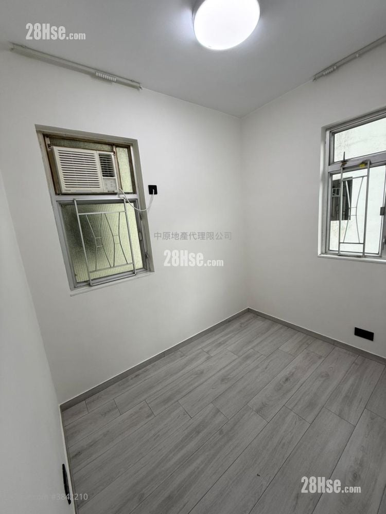 Allway Garden Sell 3 Bedrooms , 1 Bathroom 536 ft²