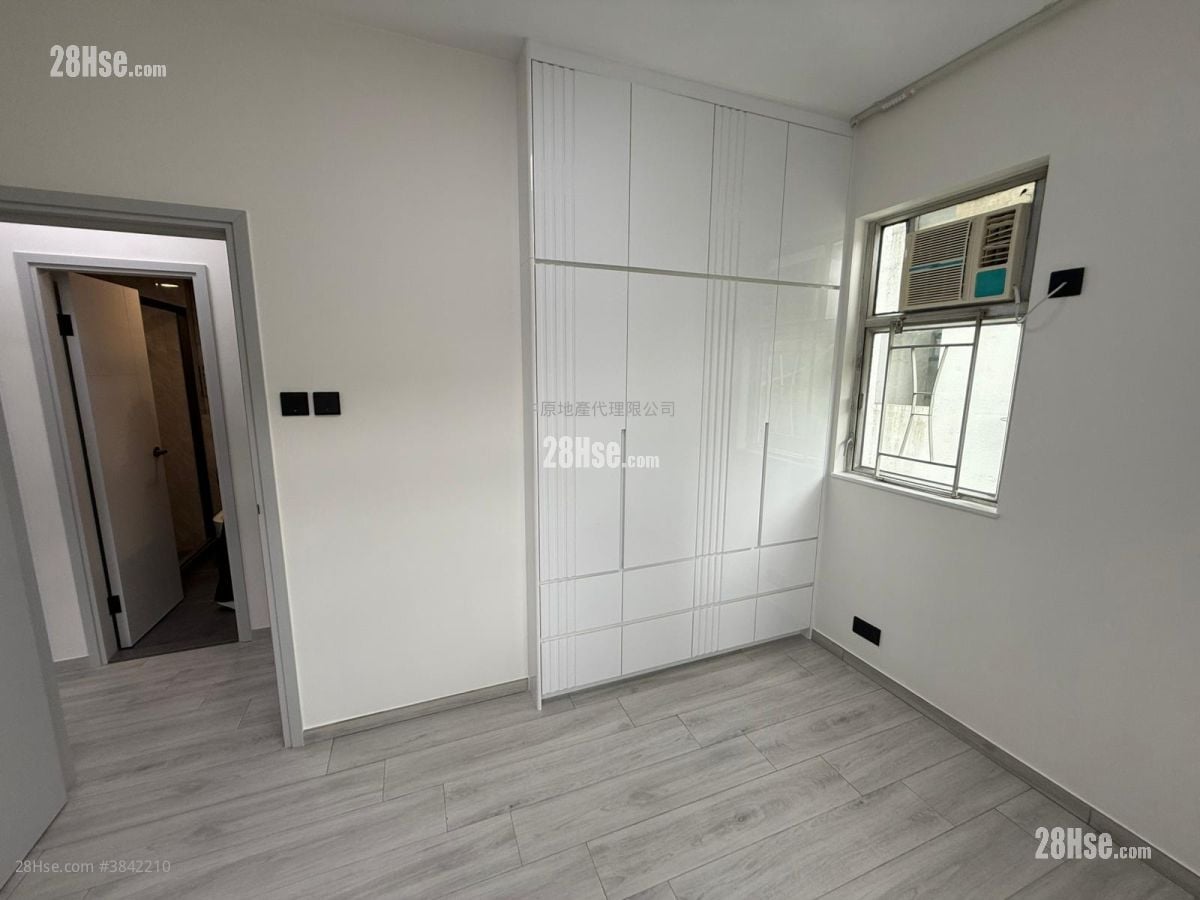Allway Garden Sell 3 Bedrooms , 1 Bathroom 536 ft²