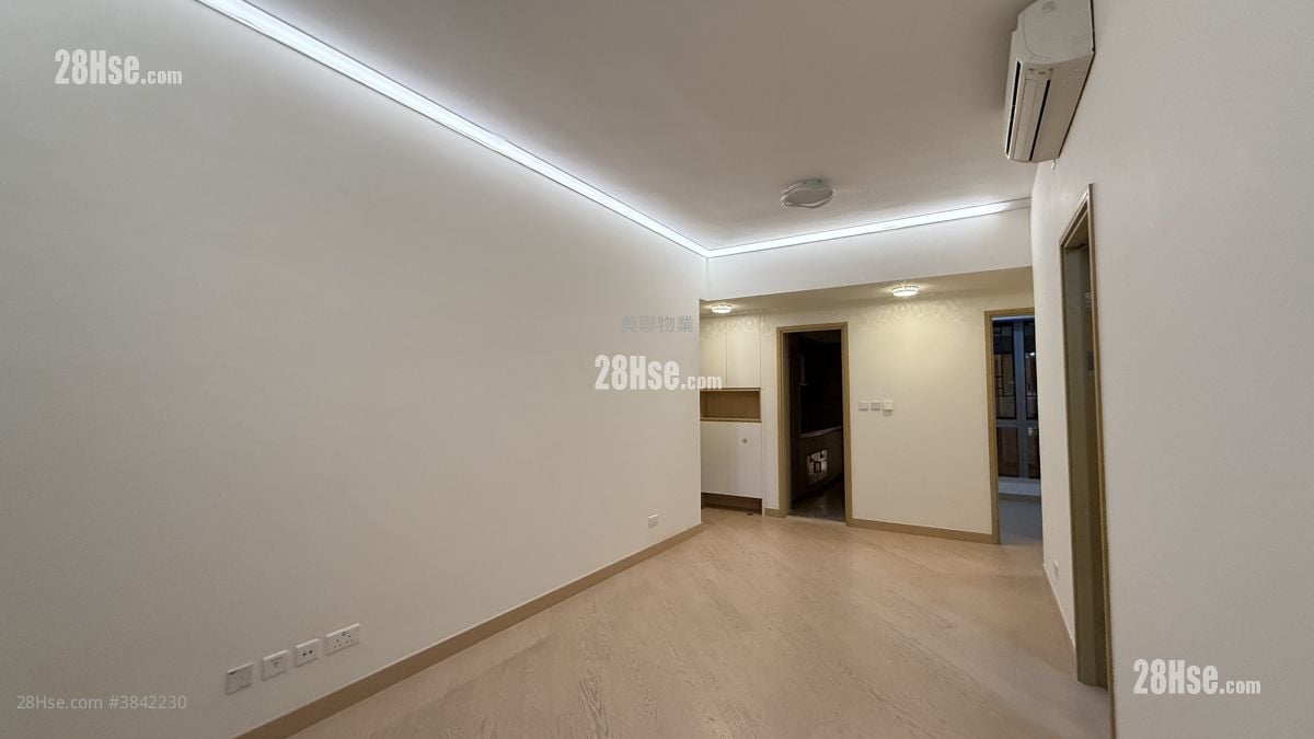 Grand Victoria Rental 797 ft²