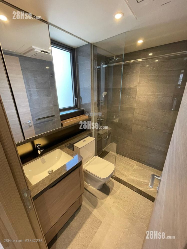 Solaria Sell 2 Bedrooms 455 ft²