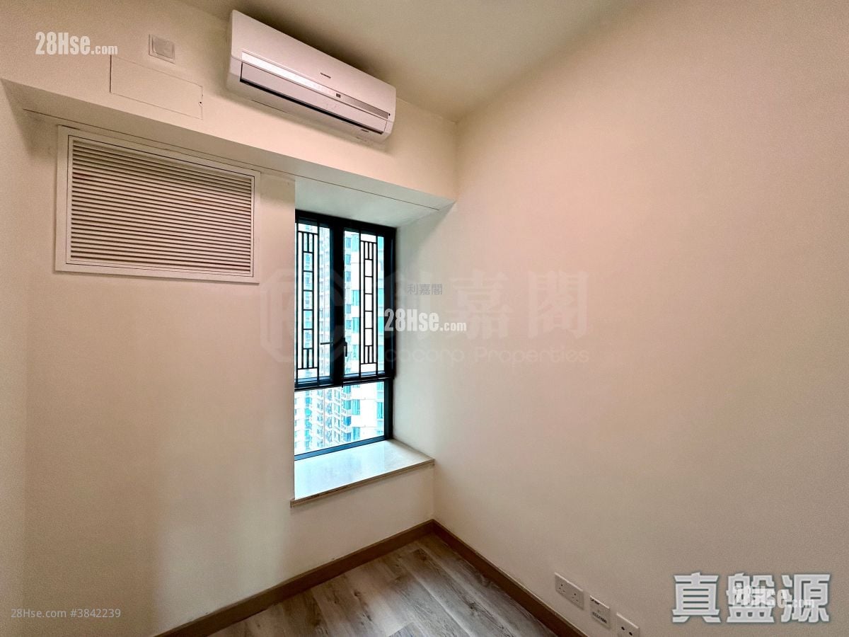 Yoho Midtown Sell 4 Bedrooms 1,029 ft²