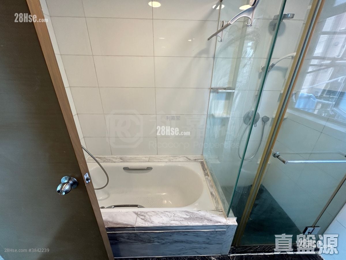 Yoho Midtown Sell 4 Bedrooms 1,029 ft²
