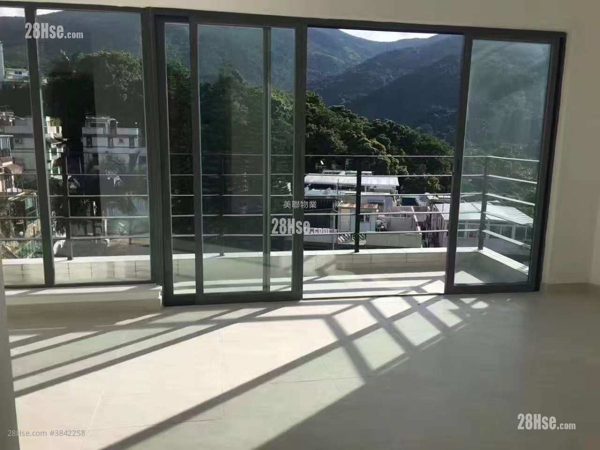 山顶花园 租盘 4 房 , 3 浴室 2,100 平方尺