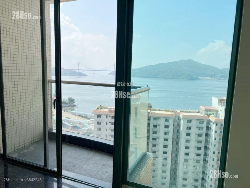 Royal Sea Crest Sell 4 Bedrooms , 3 Bathrooms 1,086 ft²