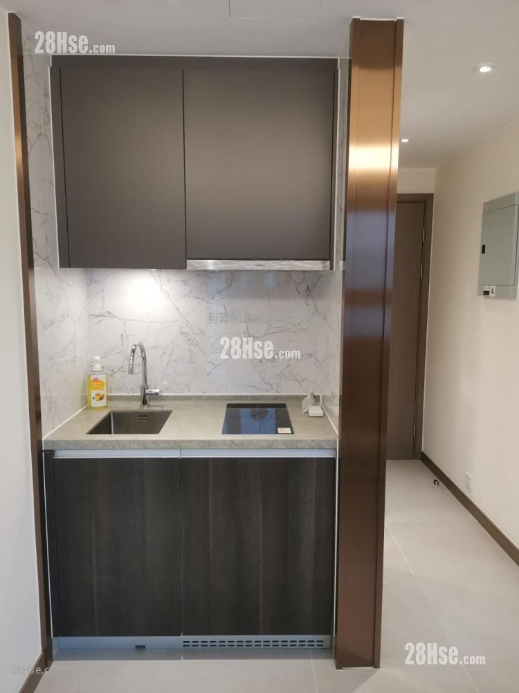 Ava228 Sell Studio , 1 Bathroom 155 ft²