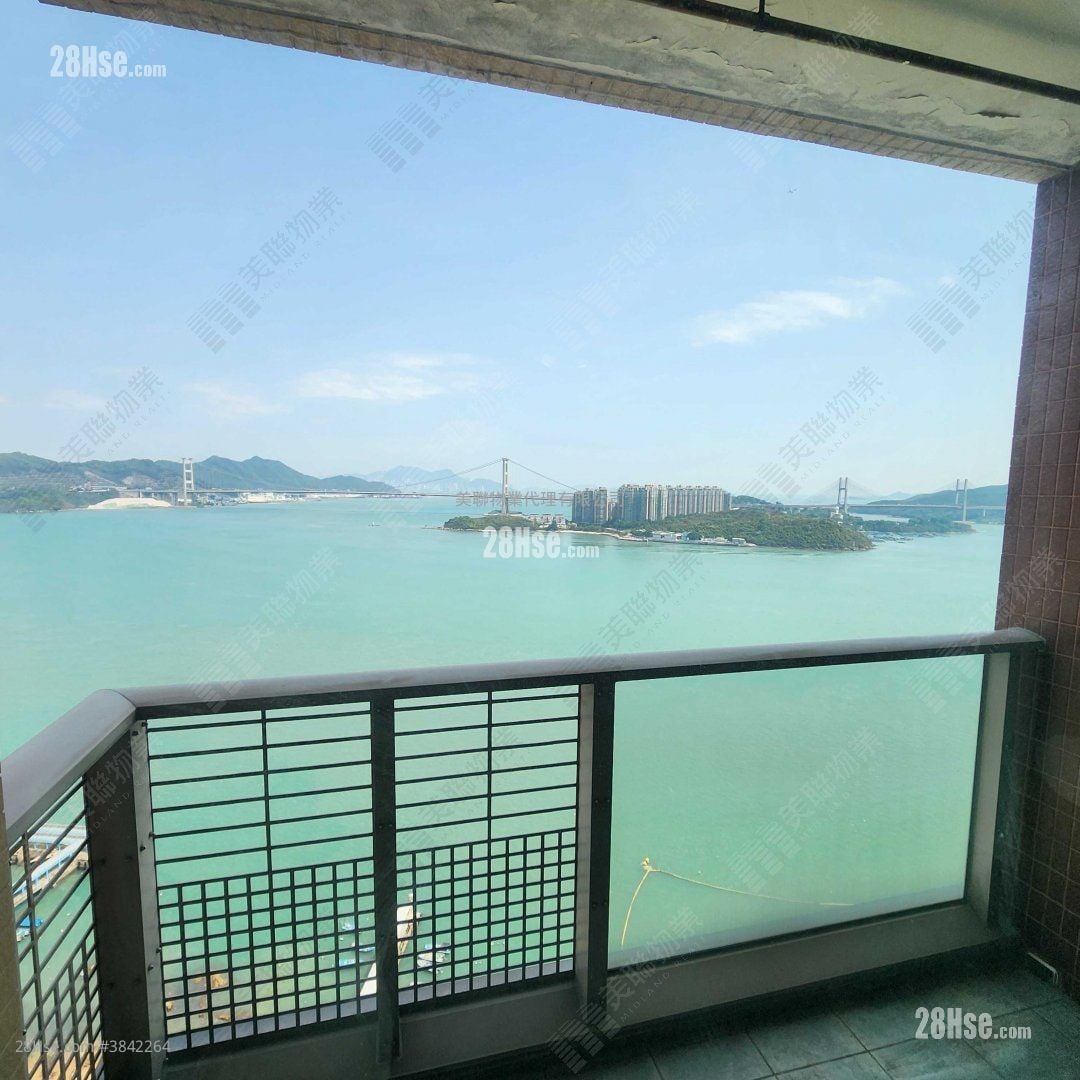 Anglers' Bay Sell 2 Bedrooms 469 ft²