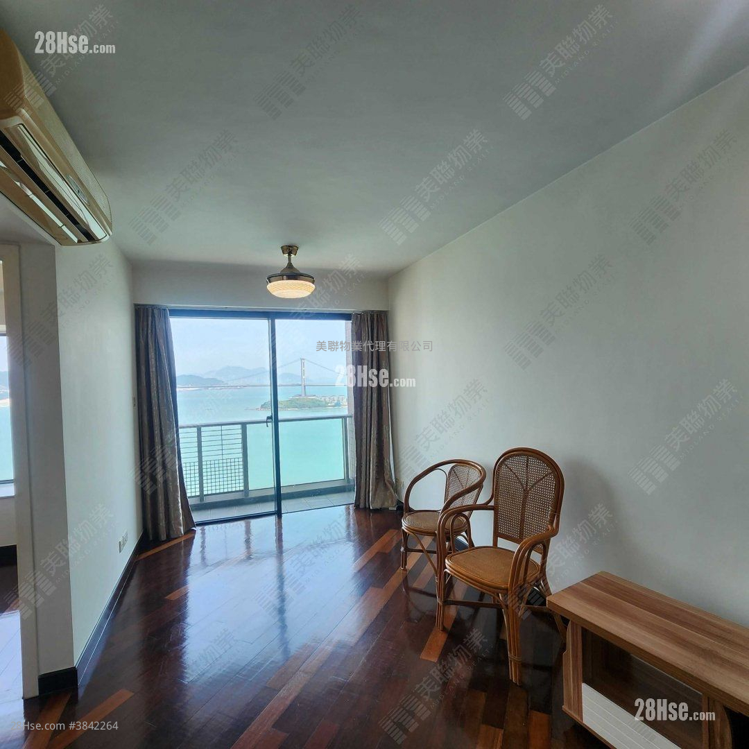 Anglers' Bay Sell 2 Bedrooms 469 ft²