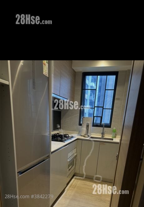 Solaria Rental 2 Bedrooms , 1 Bathroom 519 ft²