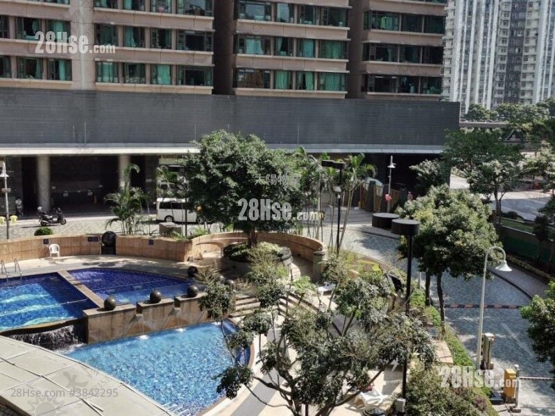 Royal Peninsula Rental 3 Bedrooms 968 ft²