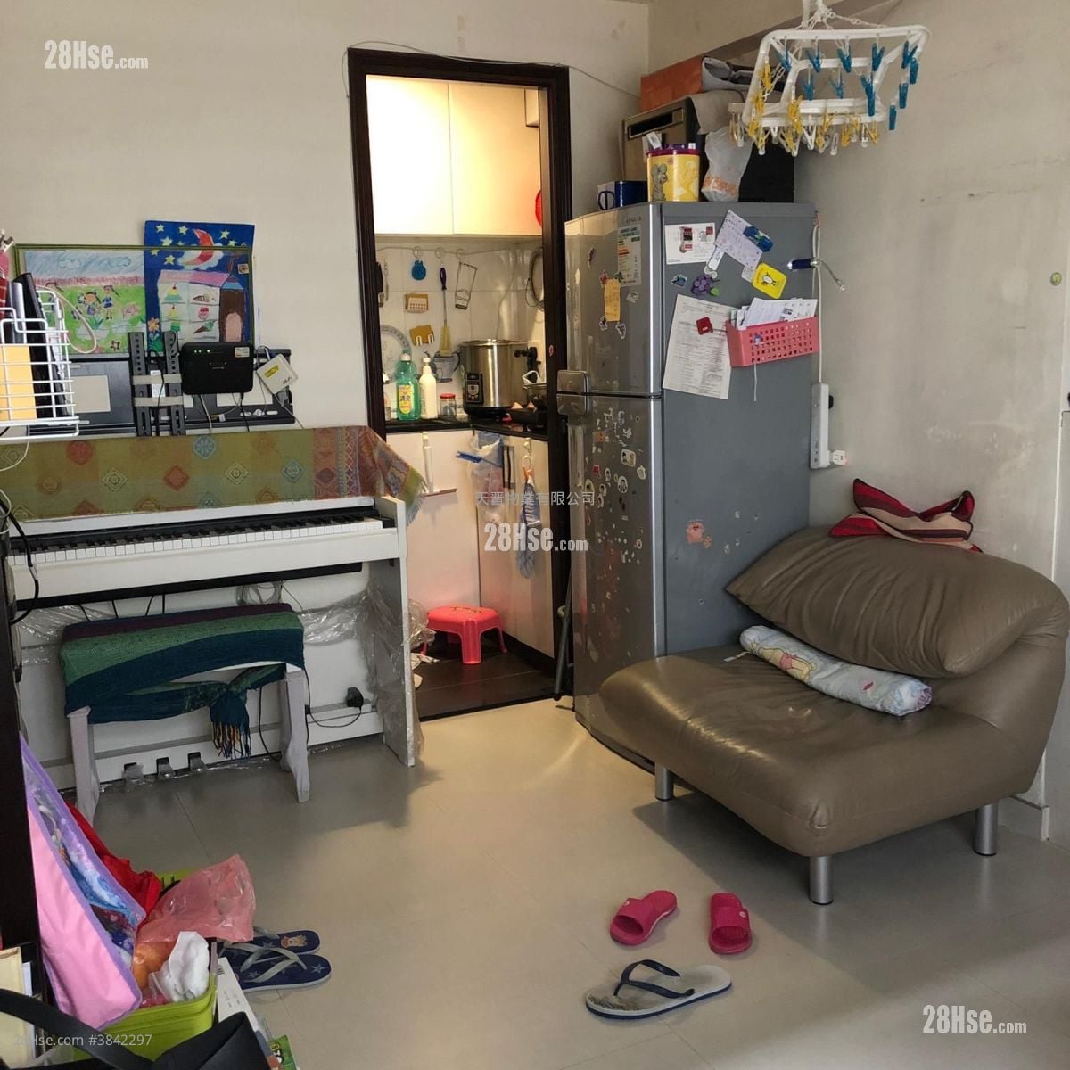 Honour Building Sell 2 Bedrooms , 1 Bathroom 318 ft²