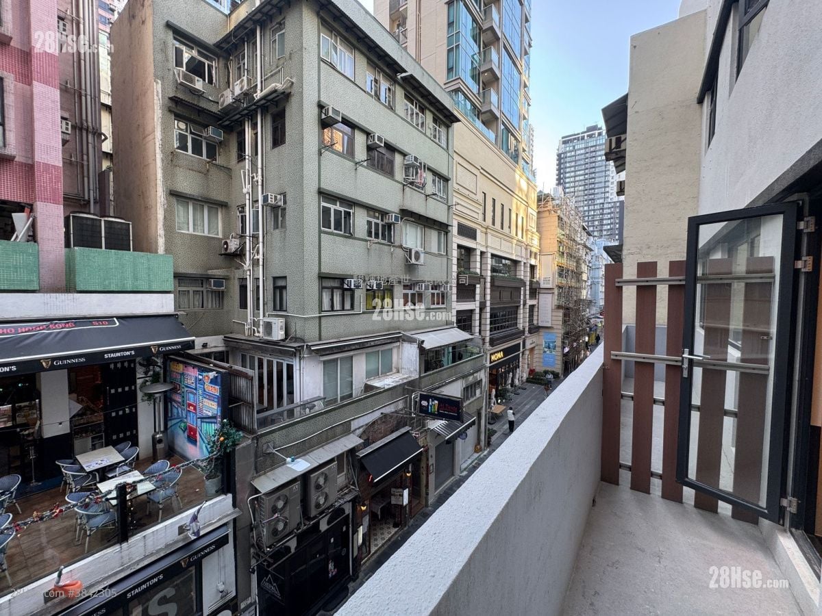 9-11 Staunton Street Rental 2 Bedrooms , 1 Bathroom 300 ft²