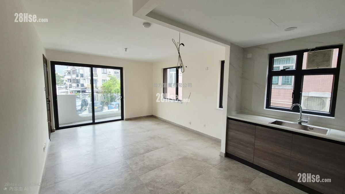 Village Rental 3 Bedrooms , 2 Bathrooms 700 ft²