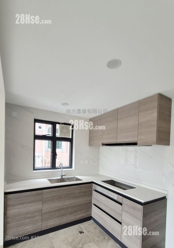 Village Rental 3 Bedrooms , 2 Bathrooms 700 ft²