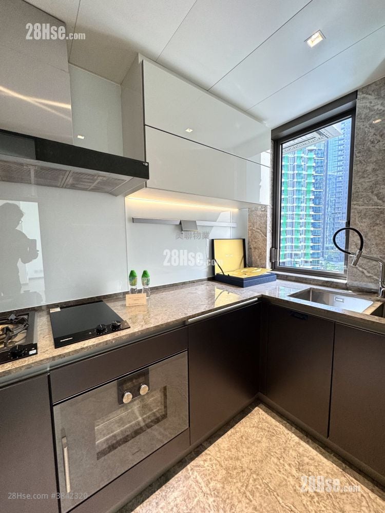 The Southside Sell 3 Bedrooms , 1 Bathroom 737 ft²