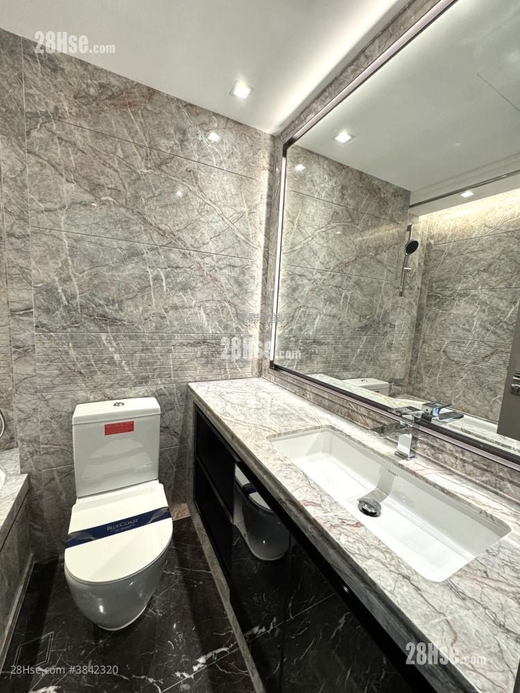 The Southside Sell 3 Bedrooms , 1 Bathroom 737 ft²