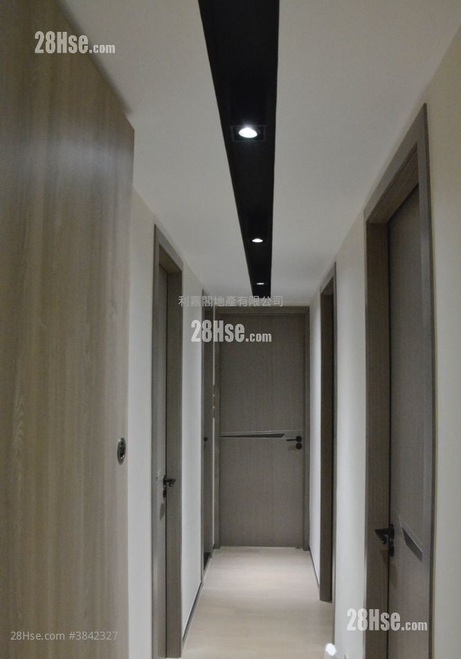 Hemera Sell 4 Bedrooms , 3 Bathrooms 950 ft²