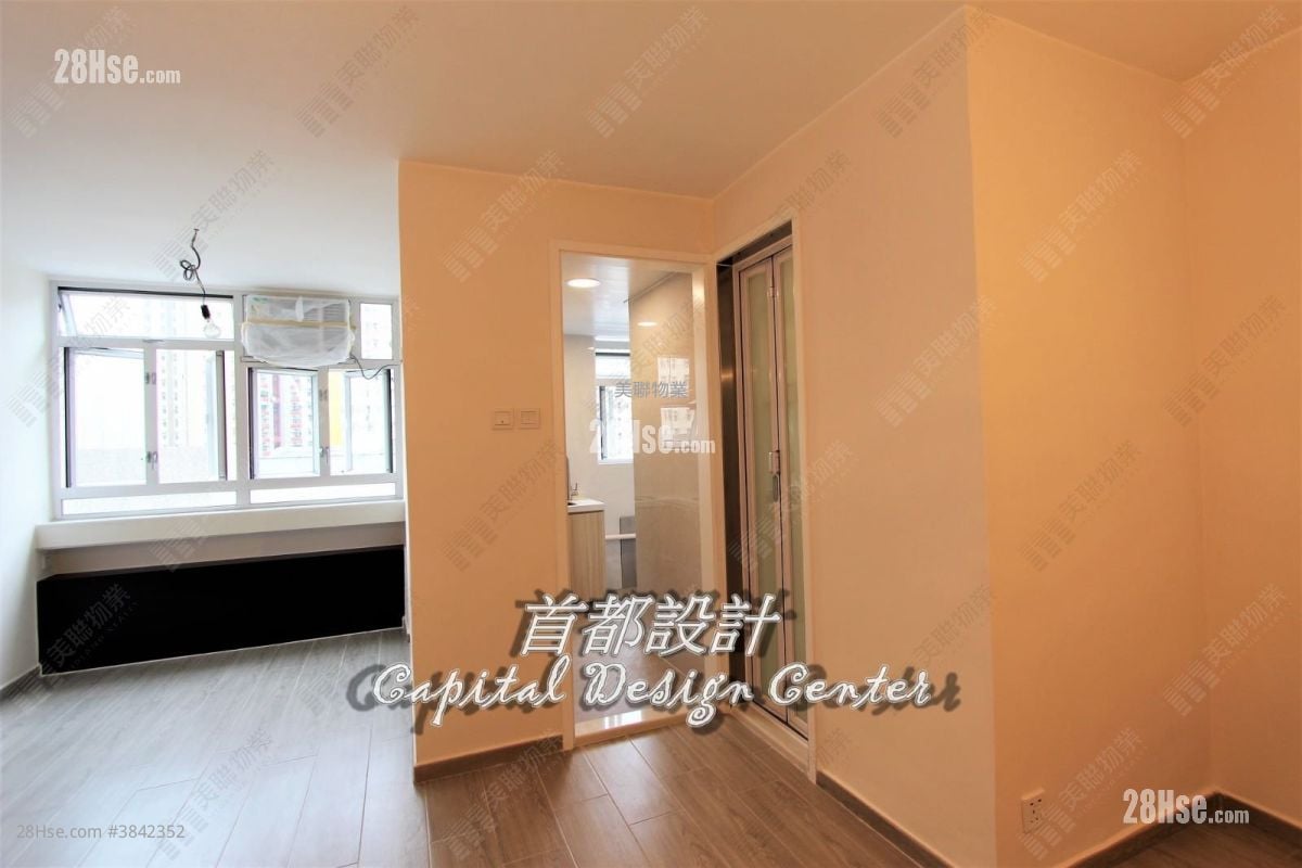 Cheung Fat Estate Sell 2 Bedrooms , 1 Bathroom 355 ft²