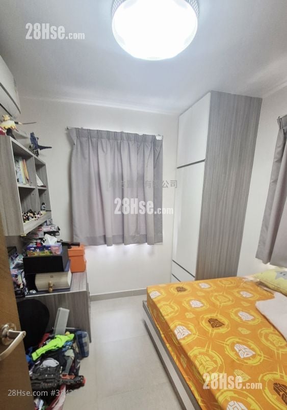 Village Rental 3 Bedrooms , 1 Bathroom 700 ft²