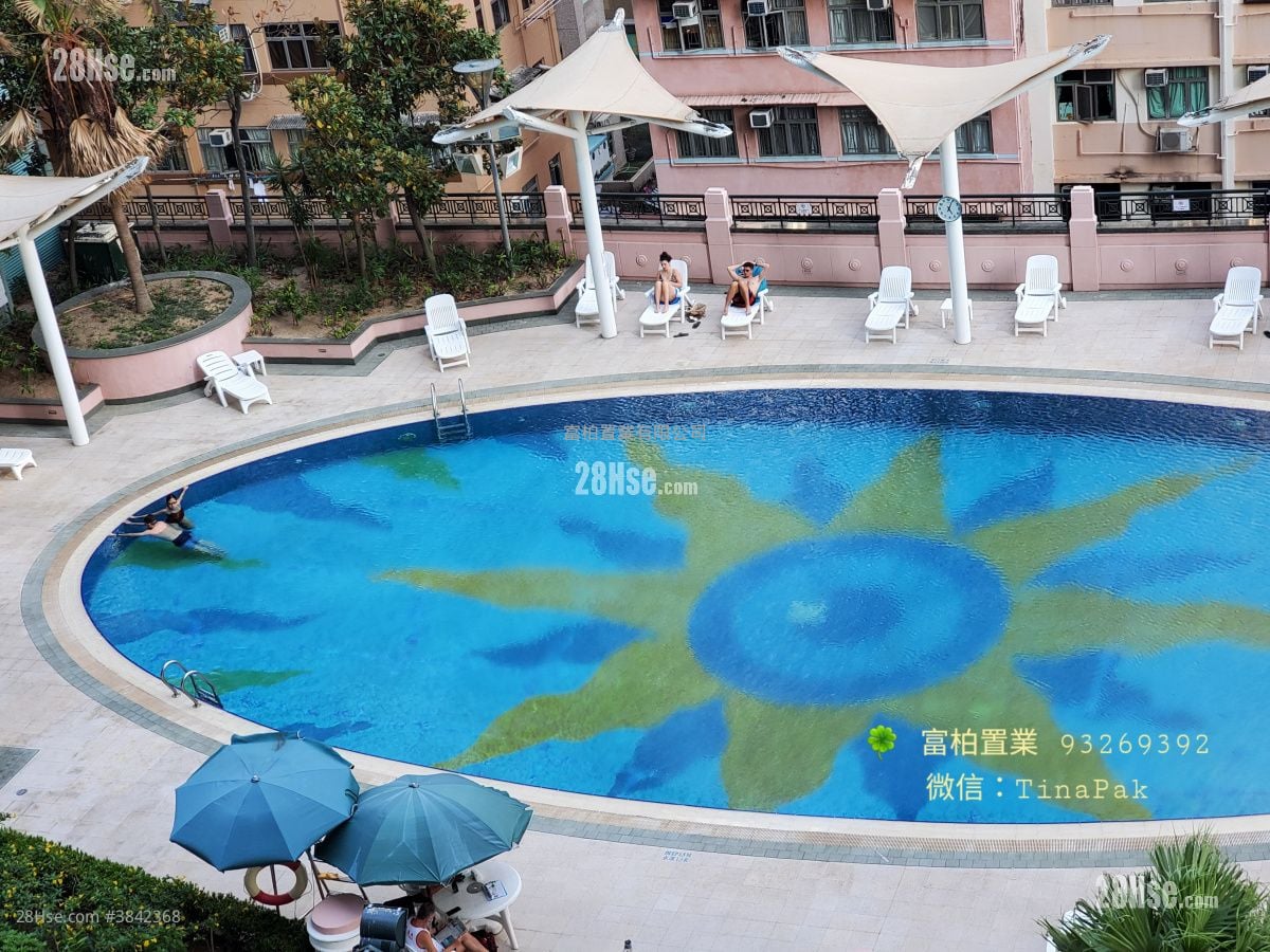 高逸华轩 售盘 3 房 , 2 浴室 714 平方尺
