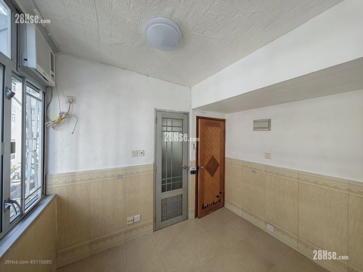 Haywood Mansion Rental 90 ft²