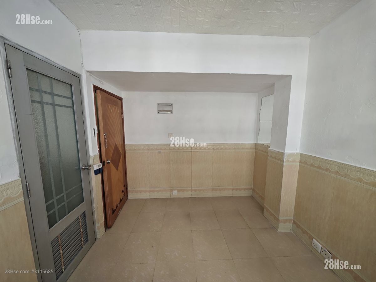 Haywood Mansion Rental 90 ft²