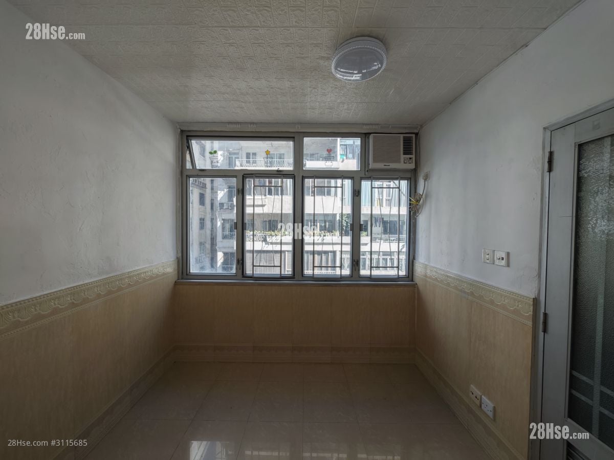 Haywood Mansion Rental 90 ft²