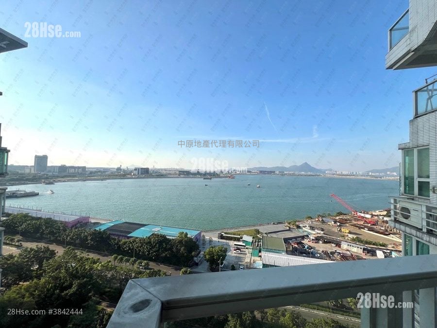 藍天海岸 售盤 3 房 , 2 浴室 749 平方呎