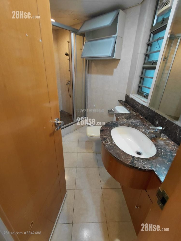 The Bloomsville Sell 3 Bedrooms , 2 Bathrooms 752 ft²