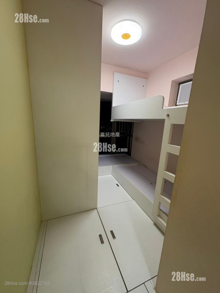 Yoho Town Sell 2 Bedrooms 393 ft²