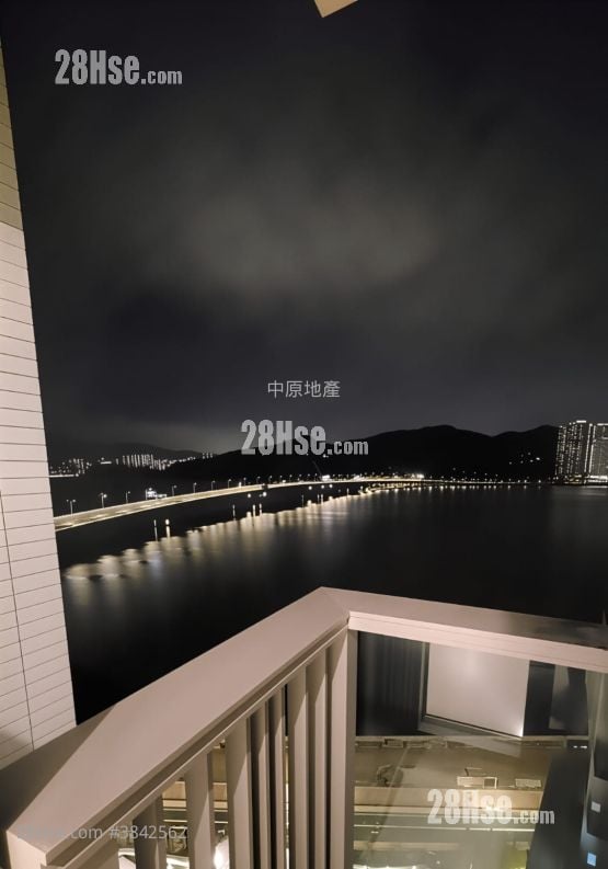 Sea To Sky Sell 3 Bedrooms , 2 Bathrooms 707 ft²