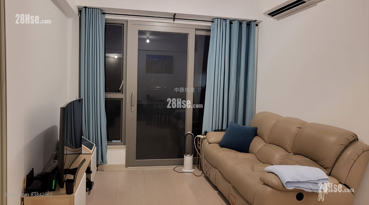 Sea To Sky Sell 3 Bedrooms , 2 Bathrooms 707 ft²