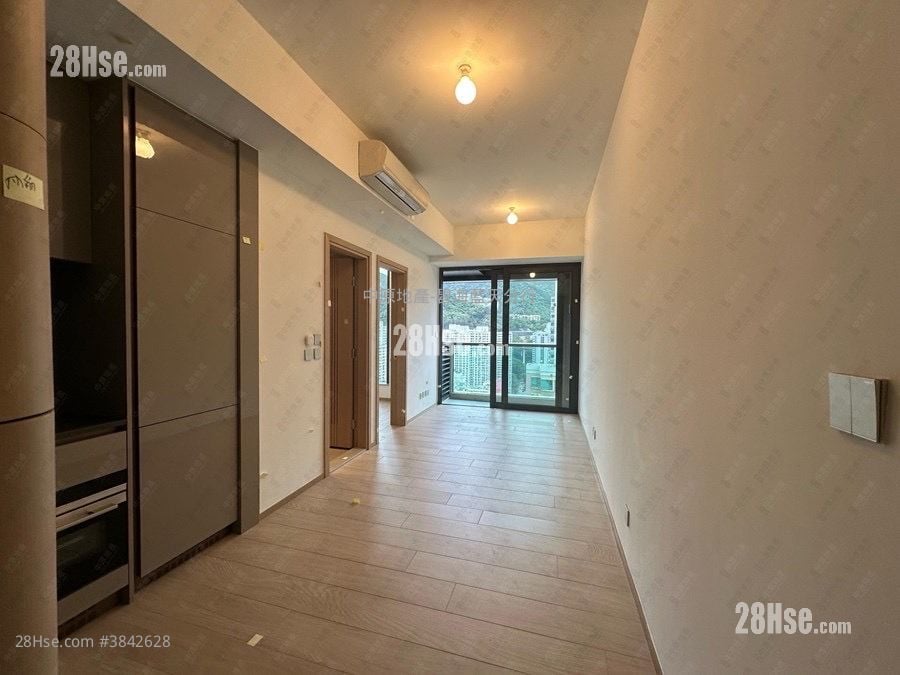 瑜悦 售盘 1 房 , 1 浴室 350 平方尺