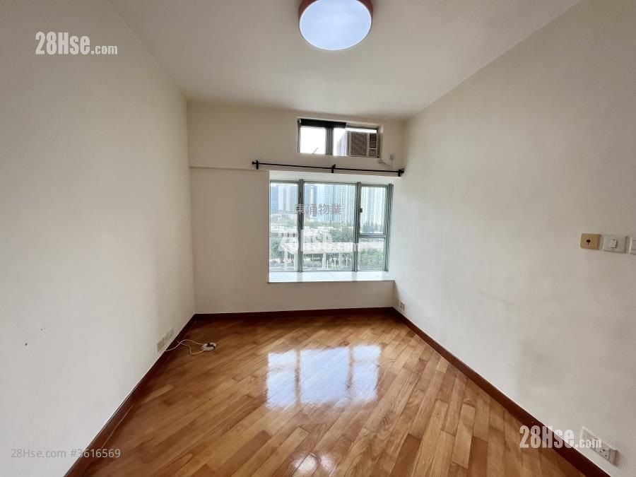 Coastal Skyline Sell 3 Bedrooms , 2 Bathrooms 792 ft²