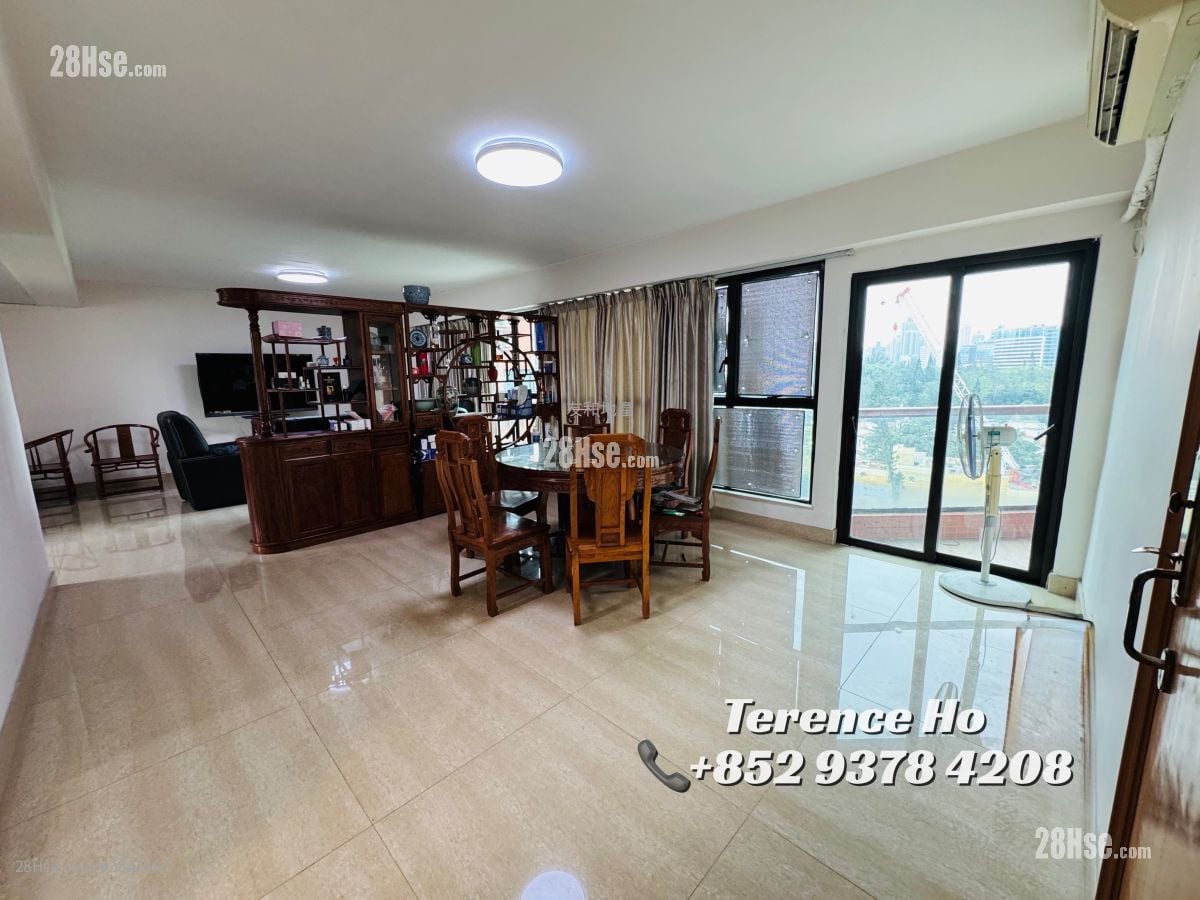 Regal Court Sell 3 Bedrooms , 3 Bathrooms 1,654 ft²