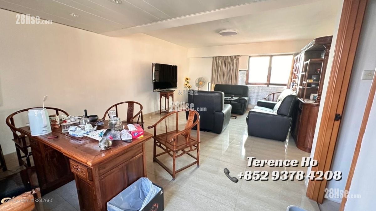Regal Court Sell 3 Bedrooms , 3 Bathrooms 1,654 ft²