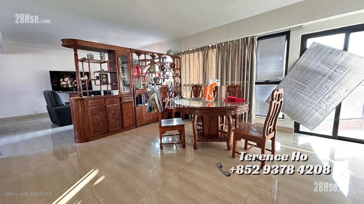 Regal Court Sell 3 Bedrooms , 3 Bathrooms 1,654 ft²