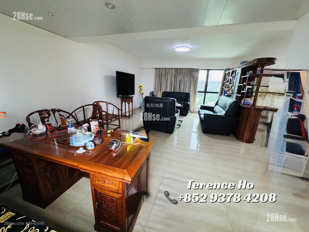 Regal Court Sell 3 Bedrooms , 3 Bathrooms 1,654 ft²
