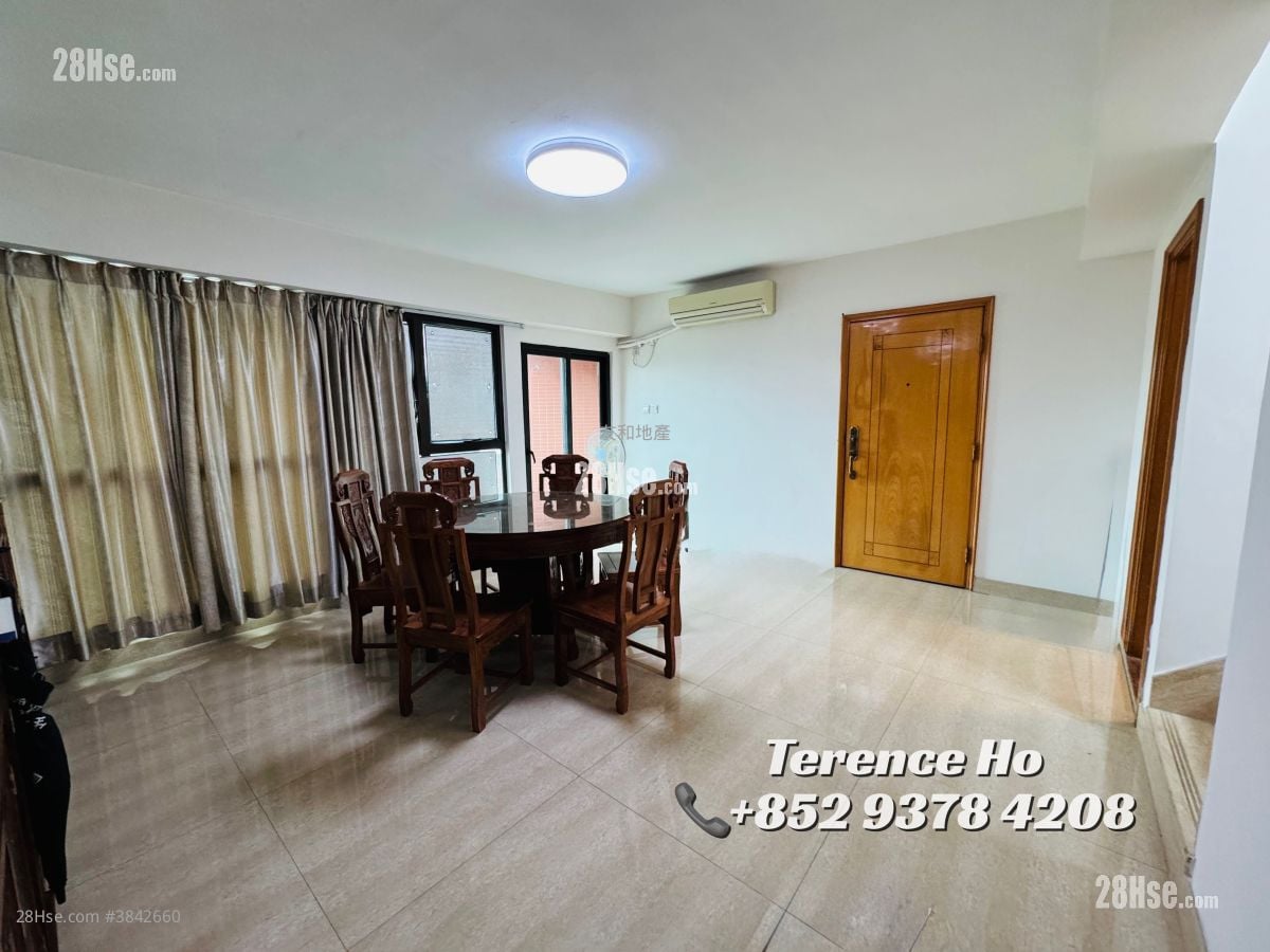 Regal Court Sell 3 Bedrooms , 3 Bathrooms 1,654 ft²