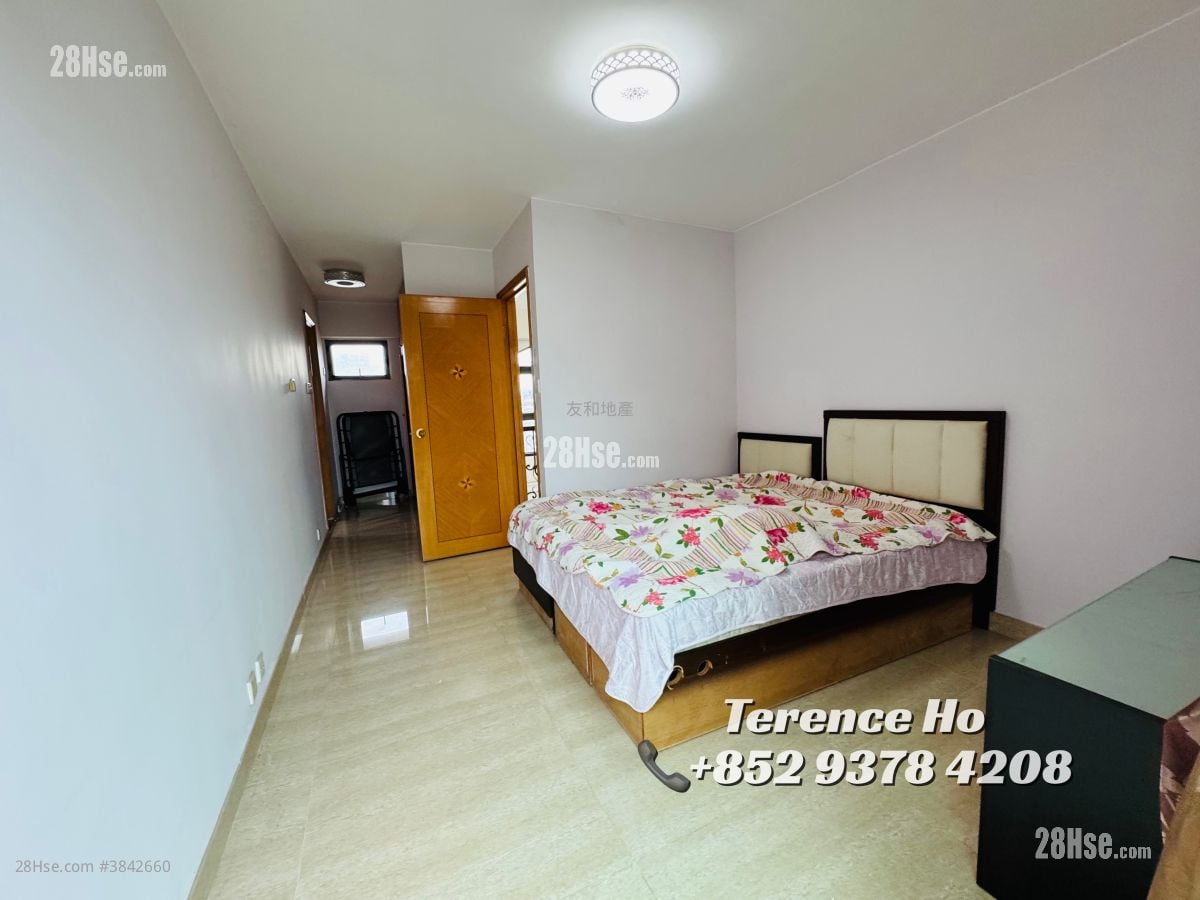 Regal Court Sell 3 Bedrooms , 3 Bathrooms 1,654 ft²