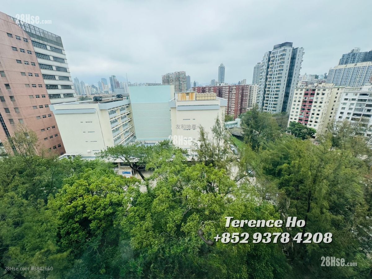Regal Court Sell 3 Bedrooms , 3 Bathrooms 1,654 ft²