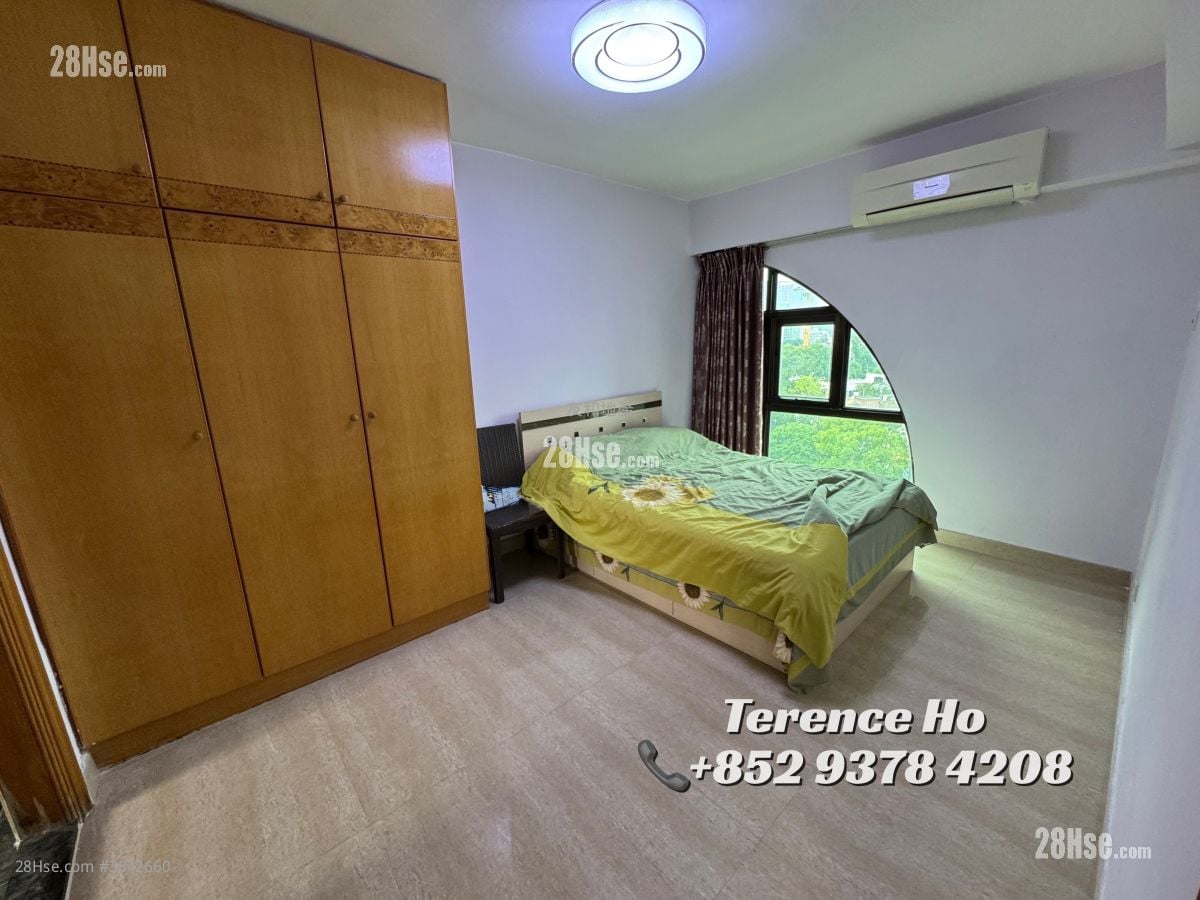 Regal Court Sell 3 Bedrooms , 3 Bathrooms 1,654 ft²