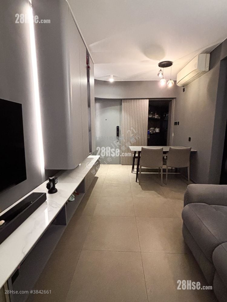 Ocean View Sell 2 Bedrooms , 1 Bathroom 476 ft²