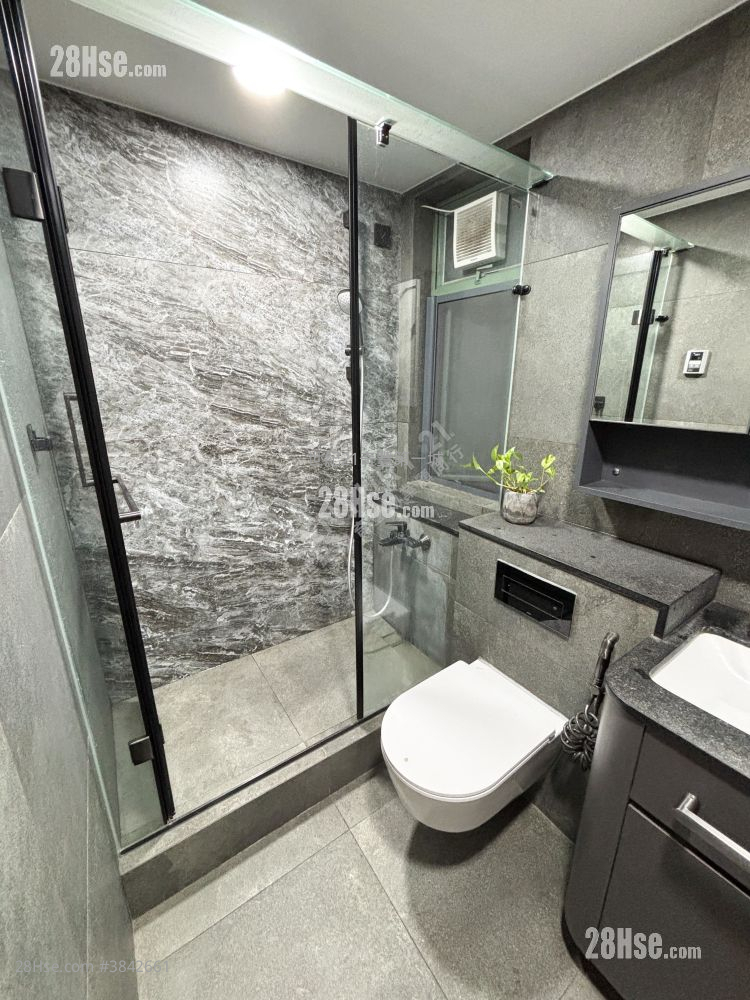 Ocean View Sell 2 Bedrooms , 1 Bathroom 476 ft²
